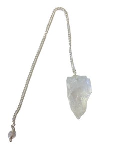 Photo de Pendule stalactite en cristal de roche brut - Encens.fr - Boutique ésotérique en ligne - vente de Pendule stalactite en